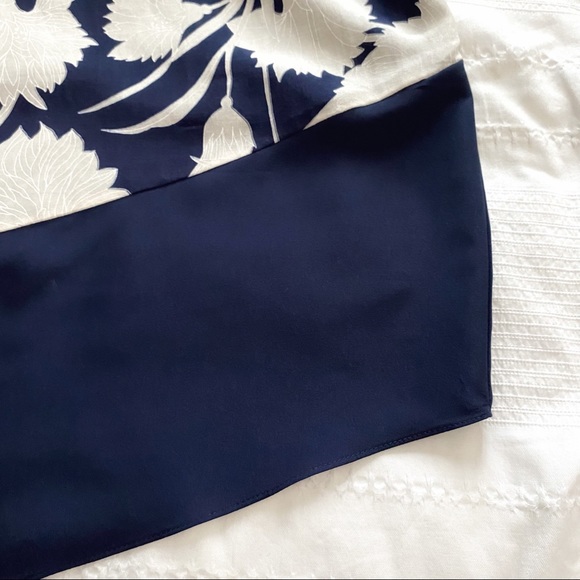 CLUB MONACO NAVY GREY FLORAL SILK BLEND SLEEVELESS ASYMMETRICAL DRESS - 2 - Picture 9 of 12